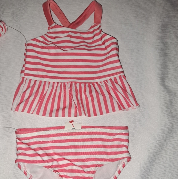 swimsuits for girls, size 12 and 18 months, from the cat and Jack brand. - Picture 7 of 7